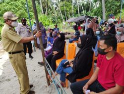 Giat Warga Datangi Vaksinasi Massal di Kantor Camat Parigi Ditinjau Wabup & Kapolres, Sembako Tak Kelihatan