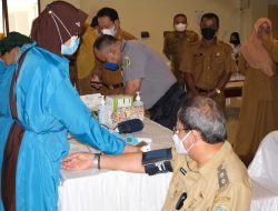 Pemda Gelar Vaksinasi COVID-19 Dosis BOOSTER untuk Masyarakat Umum dan Lansia