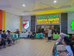 Masjid Al Ikhlas di Kantor Bupati Touna Diresmikan, Tim Safari Ramadhan Dilepas