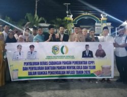 Safari Ramadan, Pemkab Parimo Perkuat Silaturahmi dan Serahkan Bantuan Pangan di Purwosari